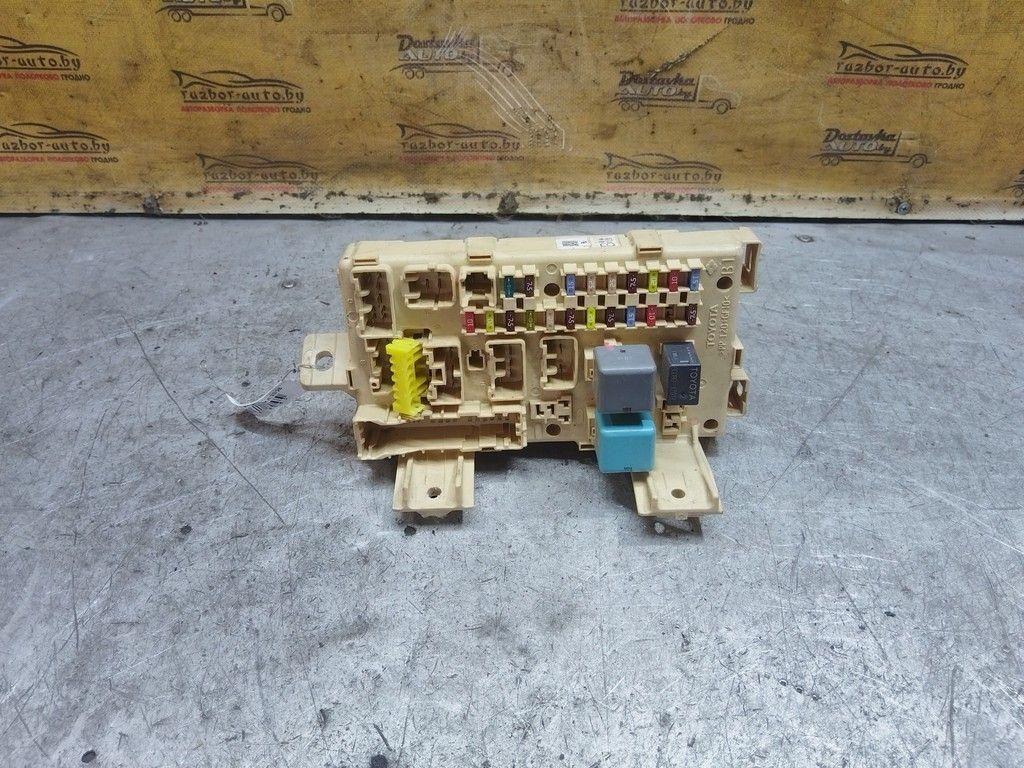 Блок предохранителей G26Z75 Toyota Avensis - Фото 2