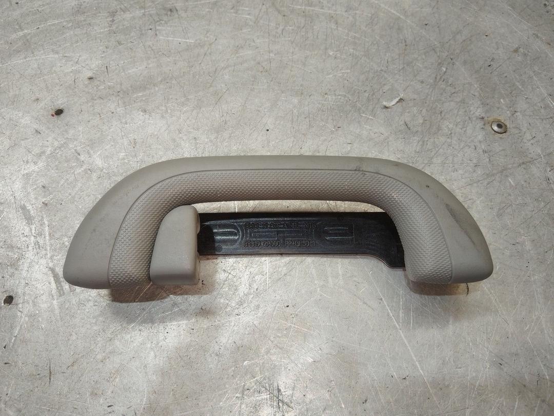 Ручка внутренняя потолочная 1P4R1U Kia Sorento - Фото 1