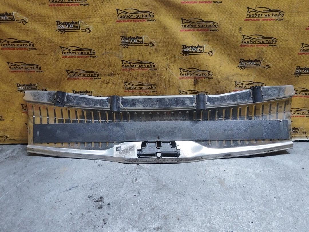 Накладка замка багажника J7FRXM Opel Astra купить на авторазборке