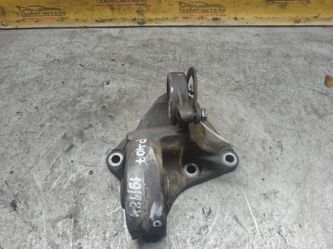 Кронштейн полуоси NKFNLB Peugeot 407 купить с доставкой