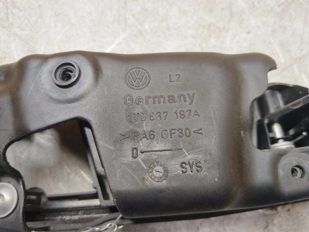 Ручка внутренняя передняя левая 7CW6P8 Volkswagen Caddy купить с доставкой