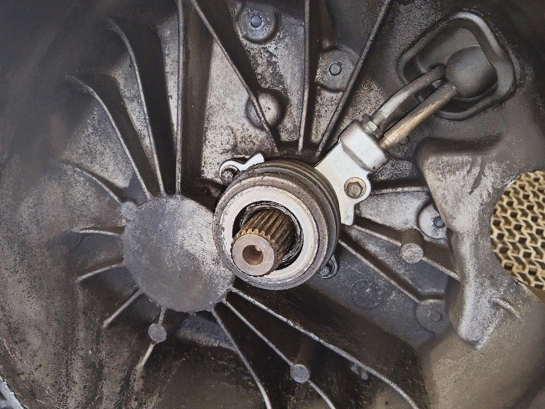 КПП механическая (МКПП) 5-ступенчатая 6LDHHR Volkswagen Sharan купить