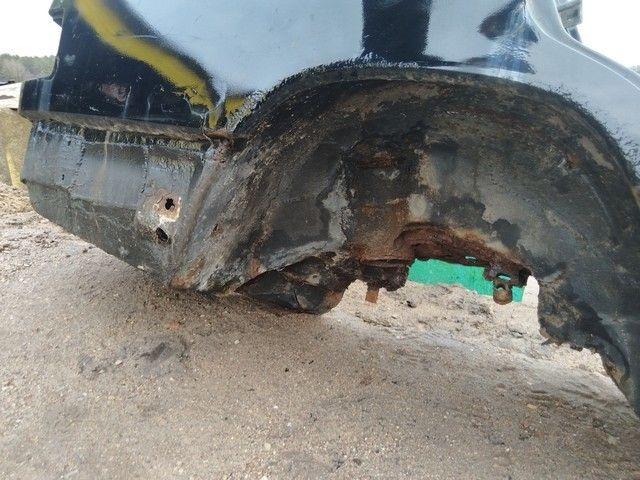 Крыло заднее правое 22LCPG Mercedes E W124 купить на авторазборке