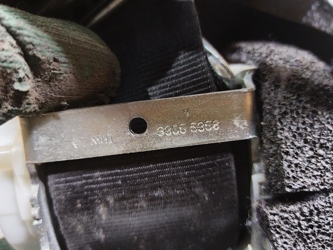 Ремень безопасности задний левый 7VW915 Ford Galaxy купить в магазине запчастей бу