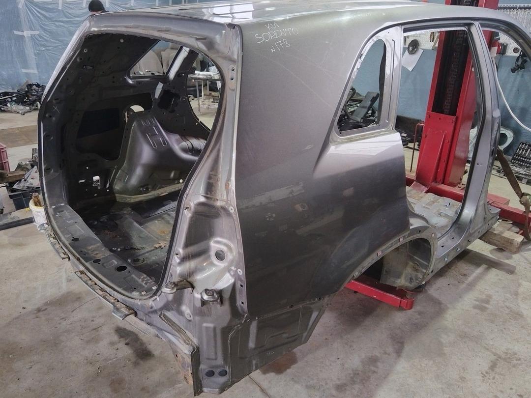 Крыло заднее правое 3T9DD4 Kia Sorento - Фото 1