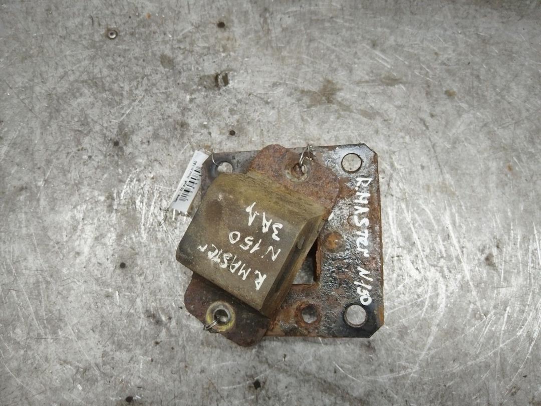 Кронштейн рессоры 443790 Renault Master купить