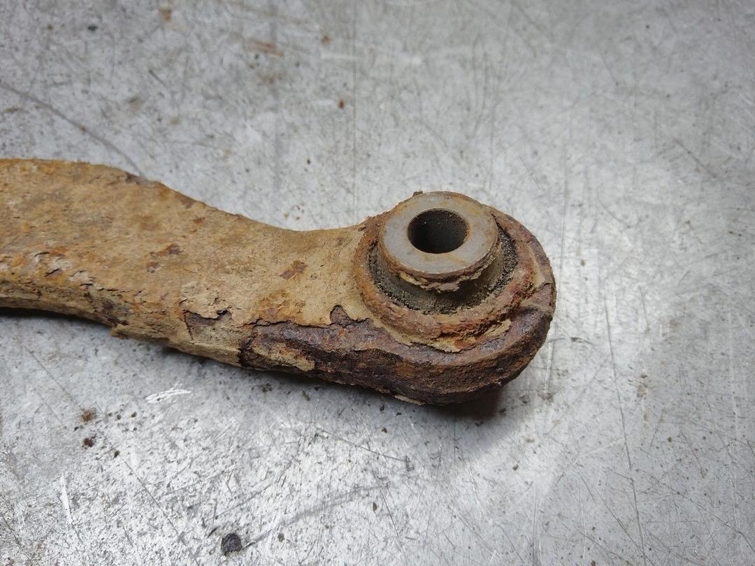 Рычаг задний правый 7APVI1 Mazda 6 - Фото 2