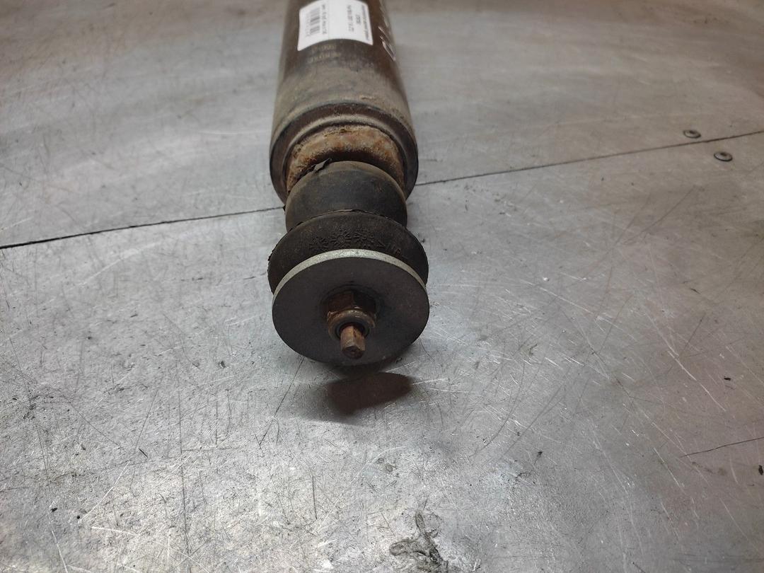 Амортизатор задний правый X7M79O Fiat Stilo купить