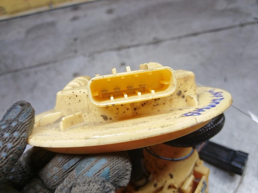 Колба в бак 5B5H76 Saab 9-3 - Фото 3