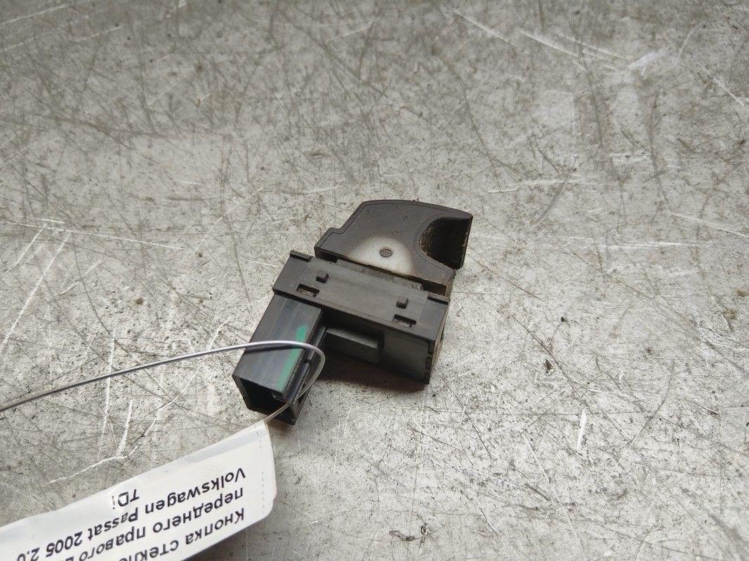 Кнопка стеклоподъемника переднего правого LYFKH2 Volkswagen Passat - Фото 2