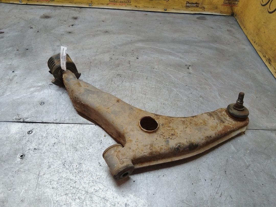 Рычаг передний правый 3ROQTN Mitsubishi Carisma - Фото 1