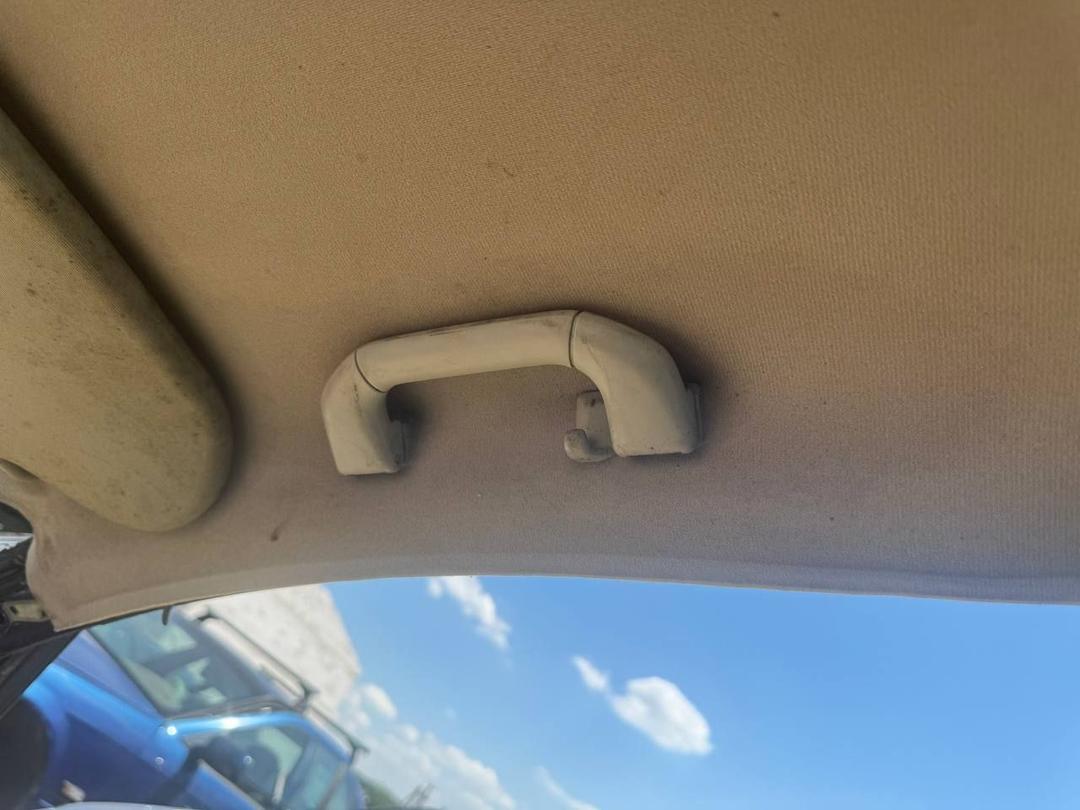 Ручка внутренняя потолочная 9H98Z6 Seat Alhambra купить в магазине запчастей бу