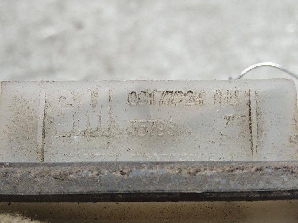 Решетка вентиляции кузова Z19A5M Opel Corsa - Фото 4