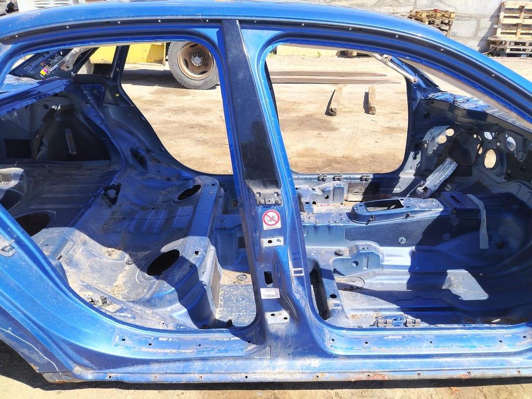 Стойка кузовная центральная правая 2F5CVA Audi A4 - Фото 1