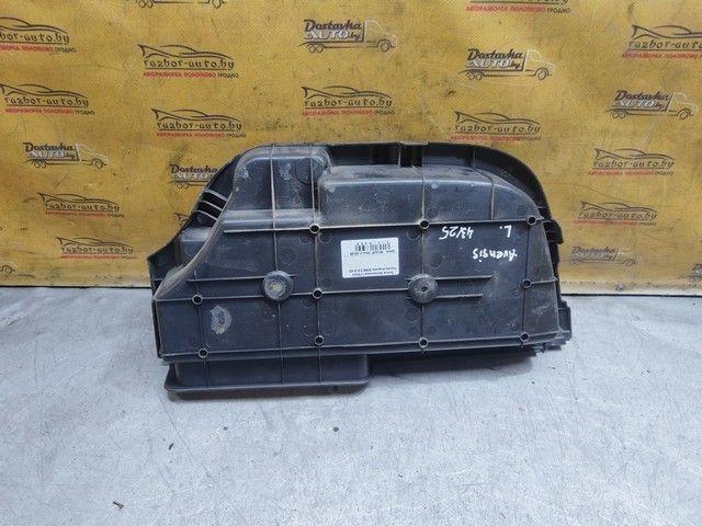 Полка багажника L7244J Toyota Avensis купить с доставкой