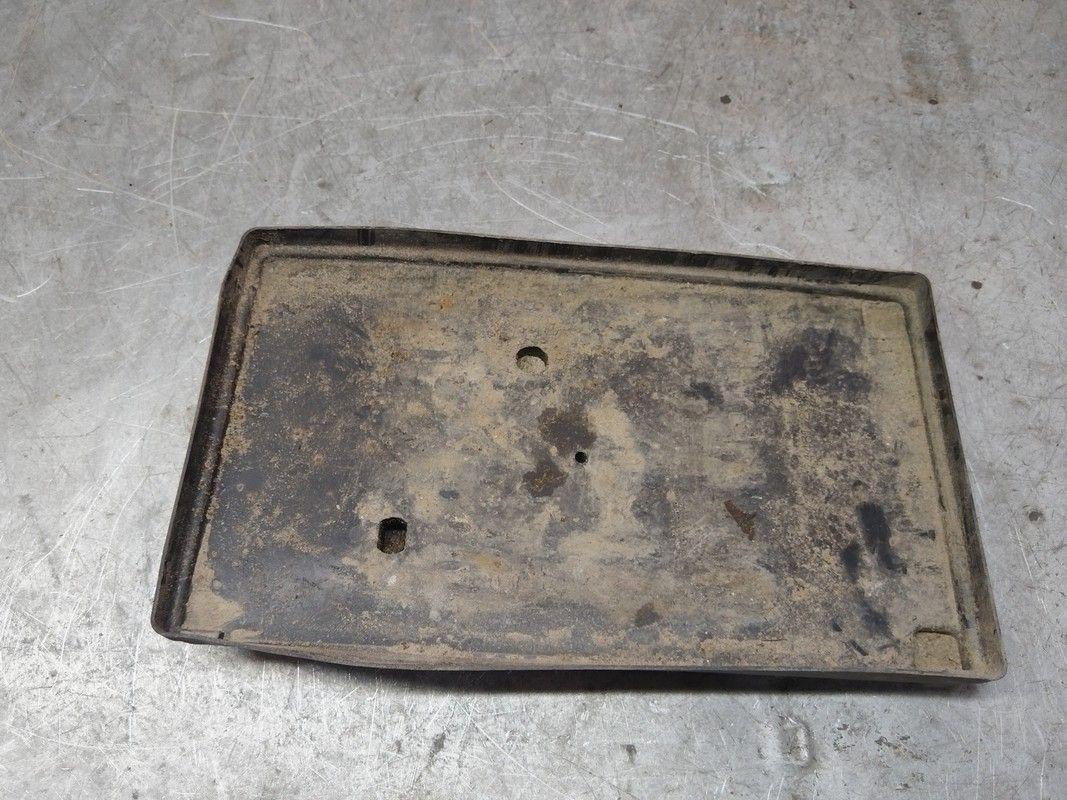 Полка аккумулятора O0QHEF Toyota Avensis Verso купить