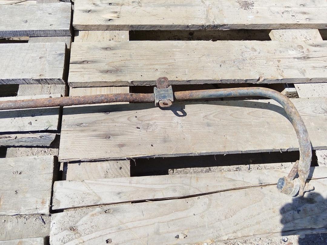 Стабилизатор подвески (поперечной устойчивости) задний OW2J85 Mazda 323F купить с доставкой