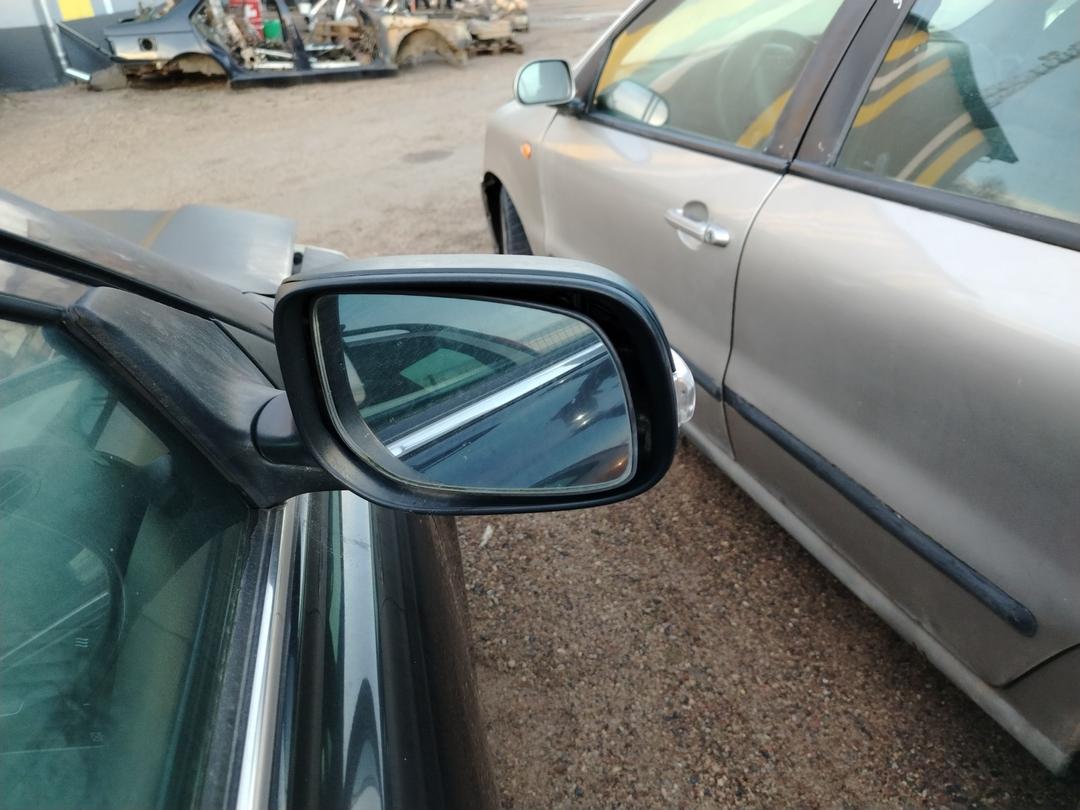 Зеркало наружное правое Q3DTBX Toyota Avensis купить