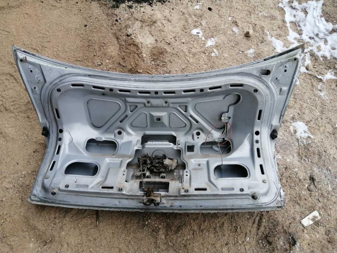 Крышка багажника (дверь 3-5) COCJEC Volkswagen Passat купить с доставкой