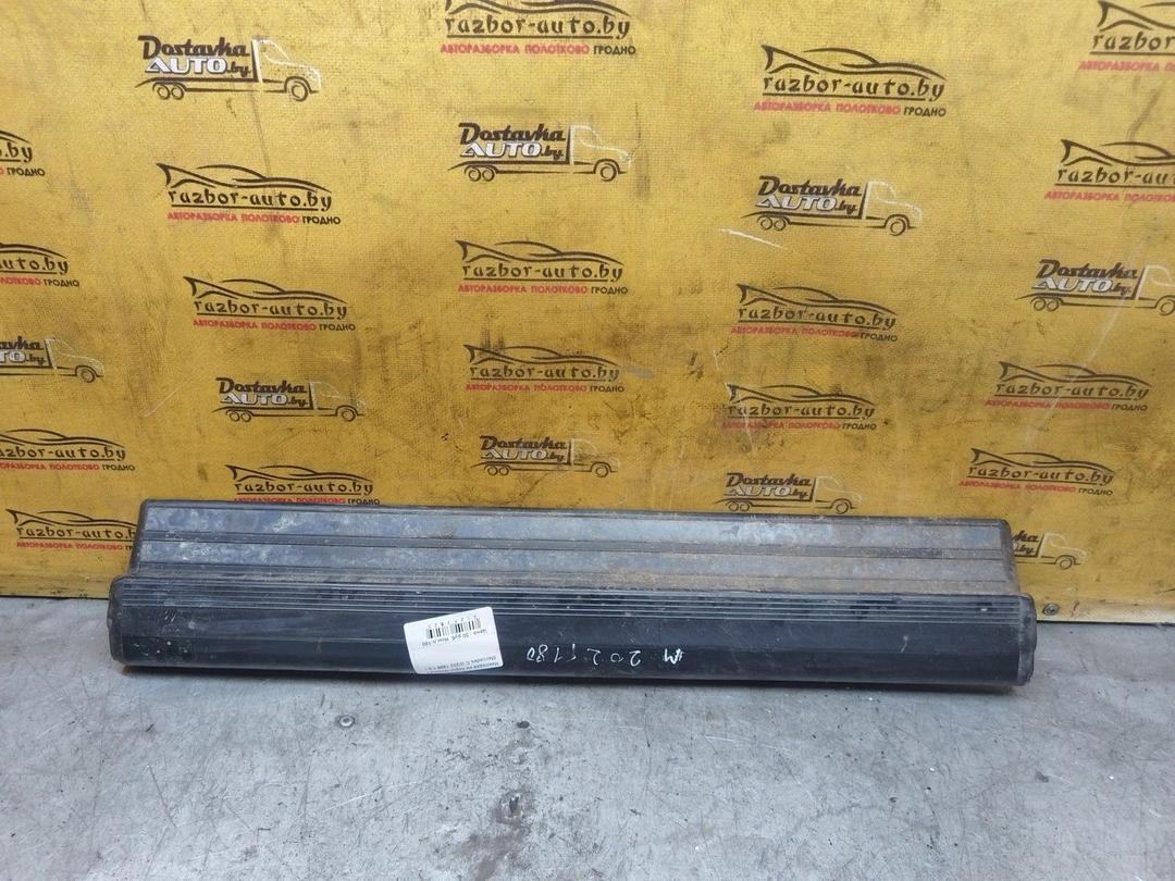 Накладка на порог M4WAXT Mercedes C W202 купить