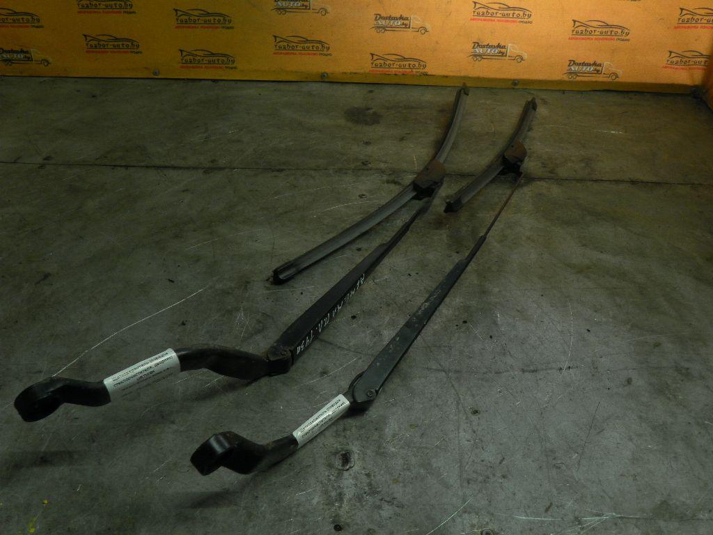 Щеткодержатель (поводок стеклоочистителя, дворник) URTW9K Nissan Almera