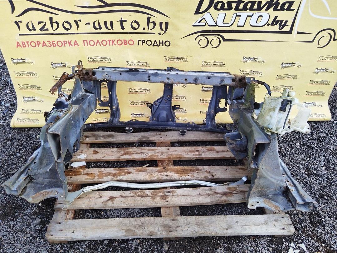 Передняя панель крепления облицовки (телевизор) R220RO Mazda Xedos 6 купить на авторазборке