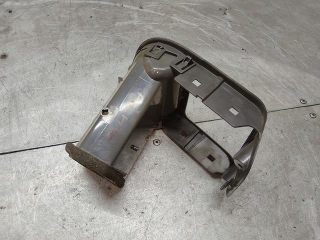 Дефлектор обдува салона UIX7ED Volvo V40 купить с доставкой