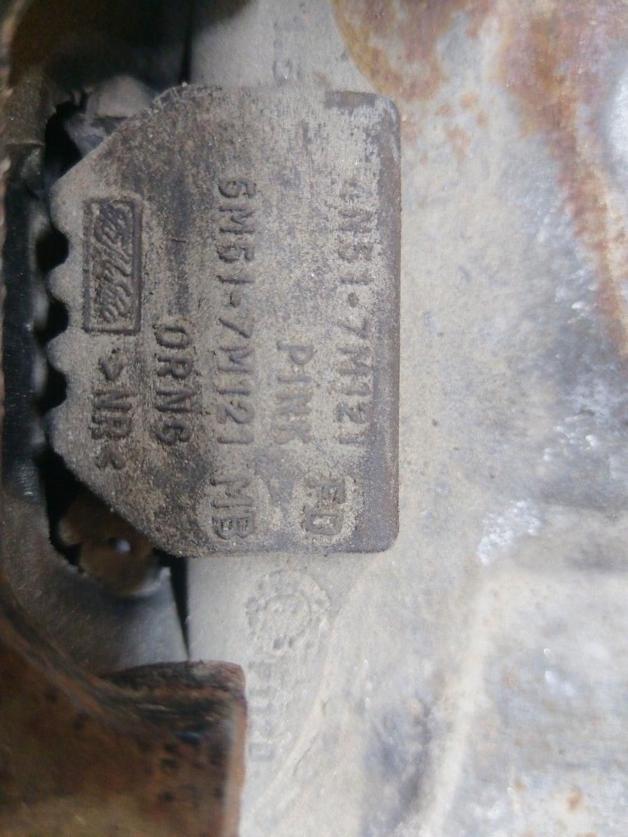 Подушка крепления КПП VUU3SE Volvo S40 купить в магазине запчастей бу