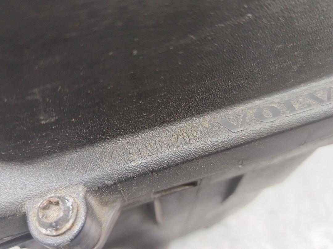 Корпус воздушного фильтра 0E25MA Volvo XC70 купить с доставкой