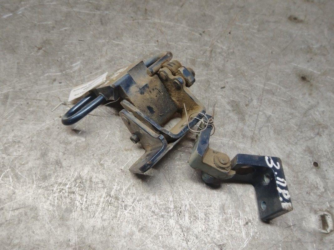 Петля двери задней левой AMSE54 Seat Altea - Фото 1