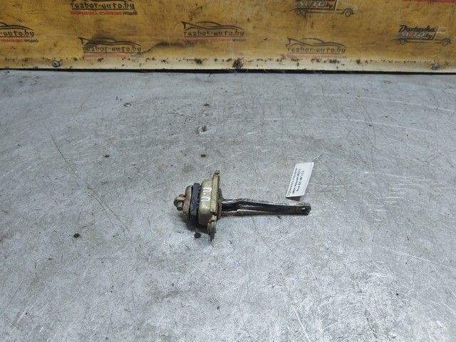 Ограничитель открывания двери передней 0RM010 Rover 600 купить в магазине запчастей бу