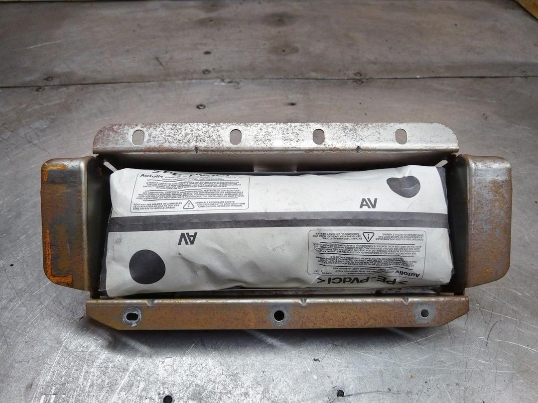 Подушка безопасности пассажира TUUBM3 Peugeot 607