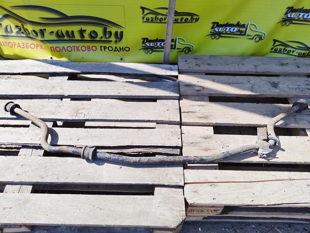 Стабилизатор подвески (поперечной устойчивости) передний 7UVL6G Mercedes E W124