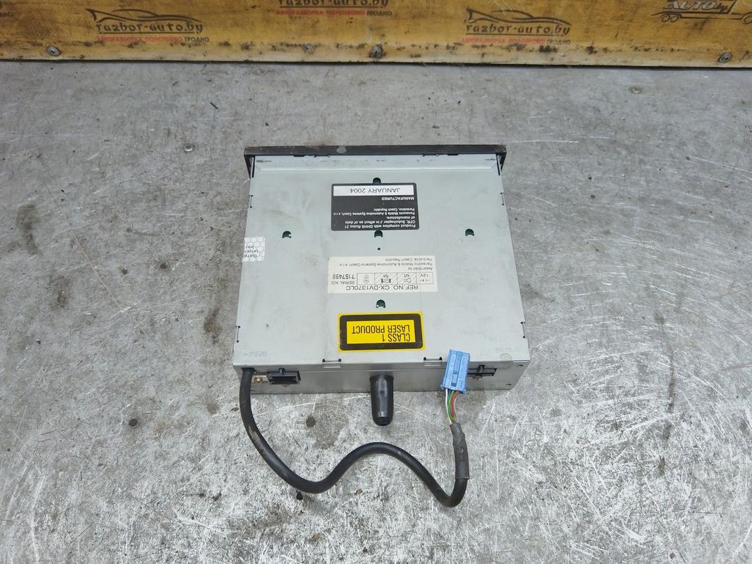 CD-чейнджер L7YN3B Volkswagen Passat купить с доставкой