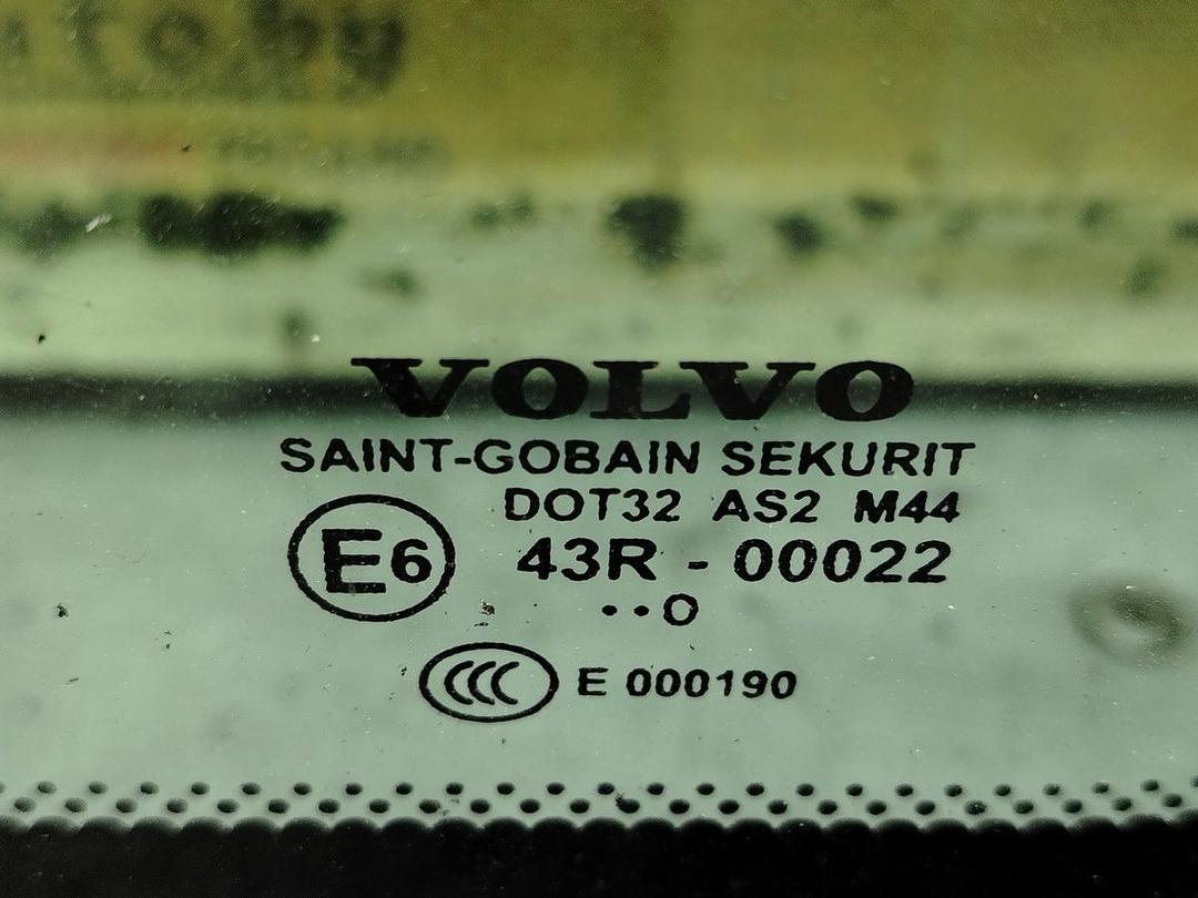 Стекло кузовное боковое правое 3I00IH Volvo V50 - Фото 2