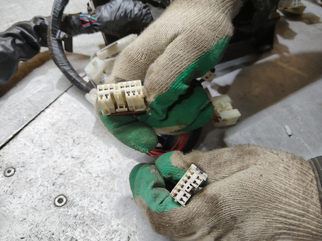 Проводка салона WDBACG Mitsubishi Carisma - Фото 27