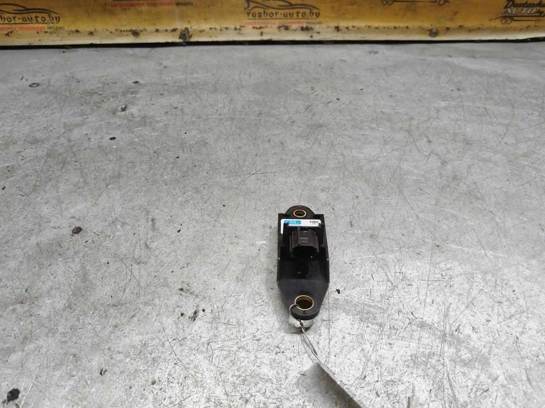 Датчик удара Y8OZ80 Honda Accord купить