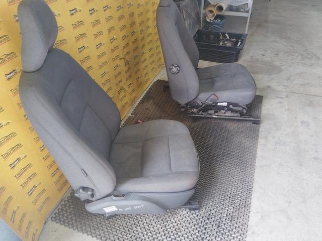 Салон (комплект сидений) XJ7M8U Volvo S40 undefined