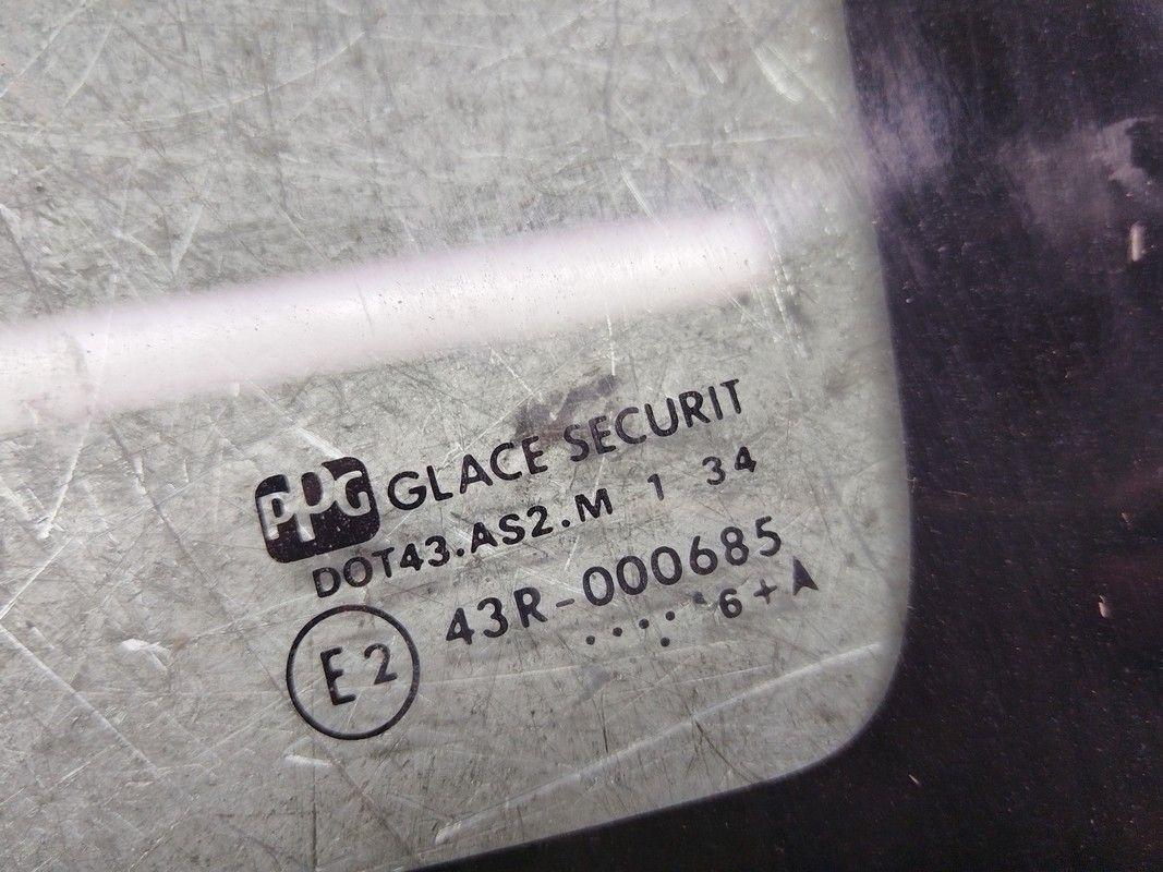 Стекло кузовное боковое левое C18K17 Citroen Evasion купить