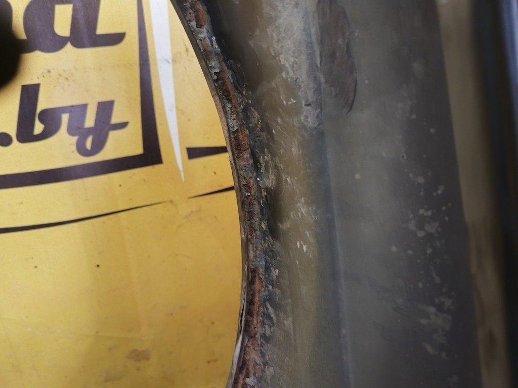 Крыло переднее правое 63R9IS BMW 3 E46 undefined