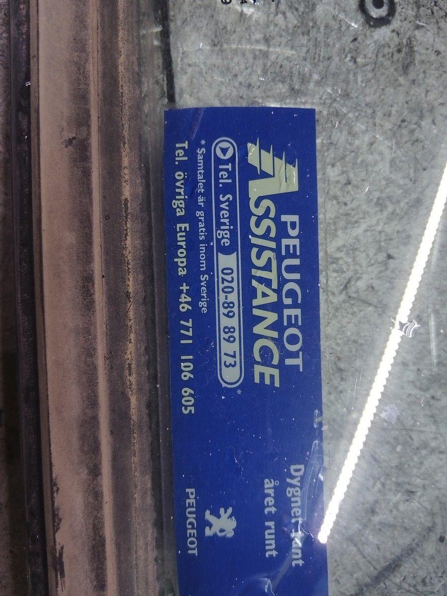 Стекло двери задней левой 4ISJEP Peugeot 406 - Фото 3