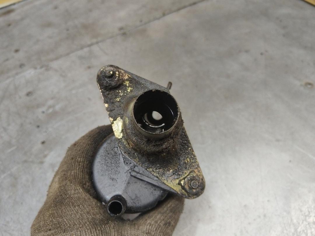 Маслозаливная горловина 2PYPSQ Renault Scenic RX4 - Фото 2