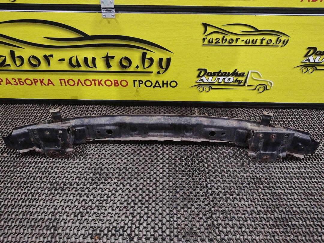 Усилитель бампера переднего ZGQD0J Hyundai Trajet купить на авторазборке