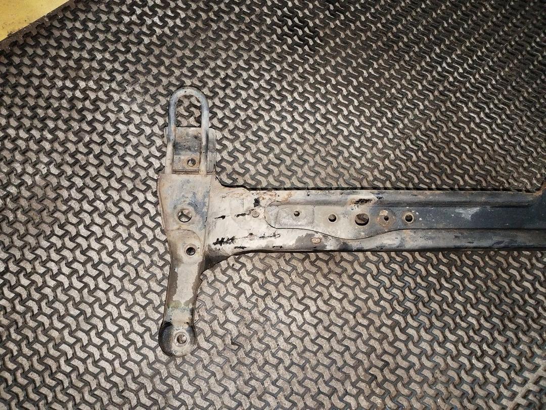 Балка под радиатор G4A5SM Volkswagen Passat - Фото 2