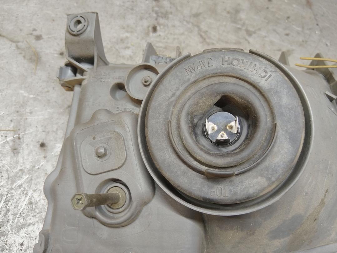 Фара правая 2GZFSZ Subaru Forester купить с доставкой