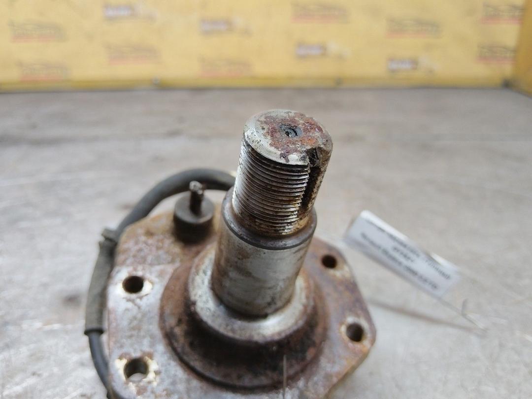 Цапфа задняя (ось ступицы) GY2SZY Renault Espace undefined