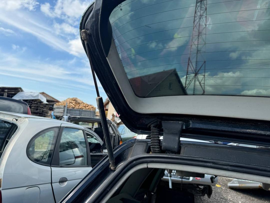 Петля крышки багажника JJJJ55 Volkswagen Passat - Фото 2