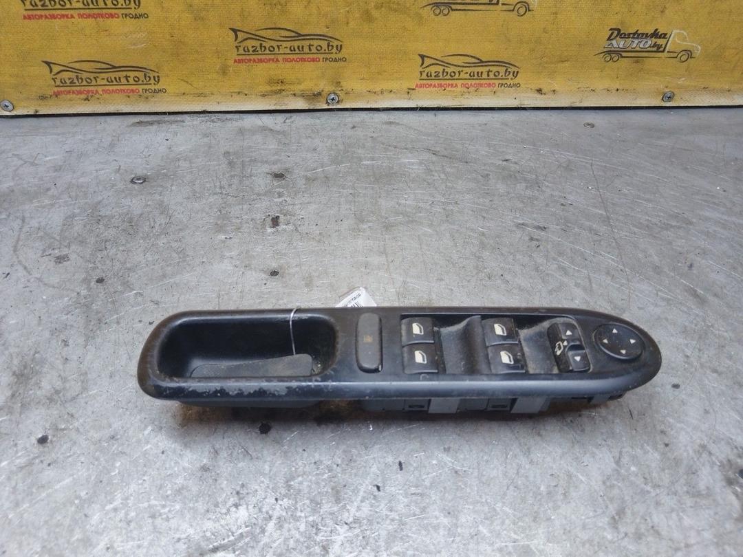 Блок управления стеклоподъемниками U102EP Peugeot 407 купить с доставкой