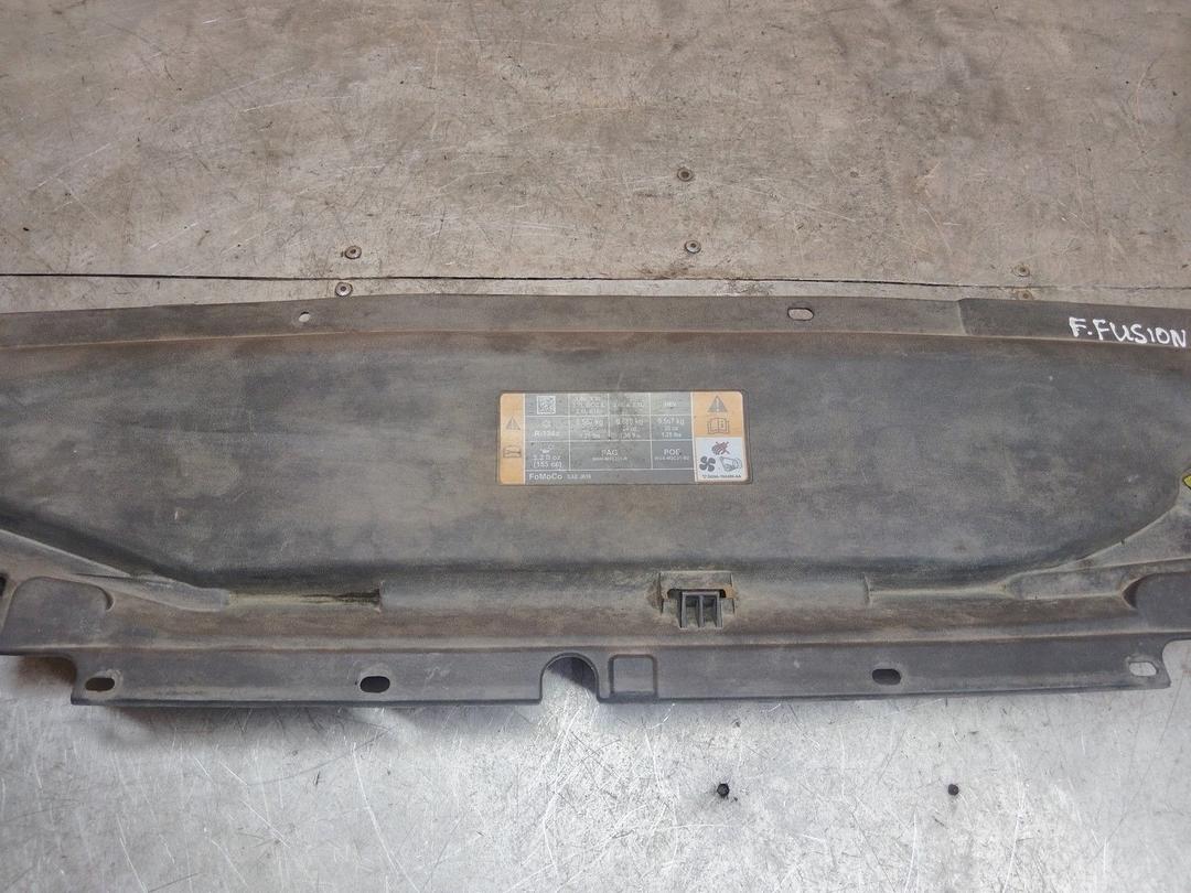 Планка под капот M93NCY Ford Fusion купить на авторазборке