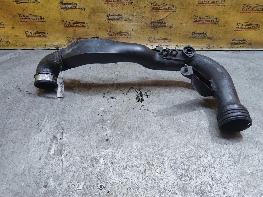 Патрубок турбины 76JU3B Volkswagen Passat - Фото 4